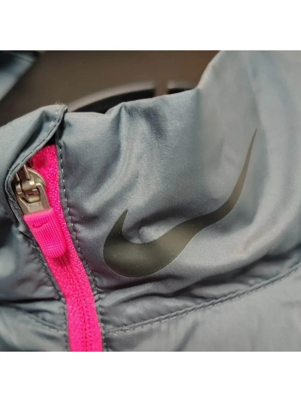 Nike Golf 1/4 Zip Jacket  With Gray Pink Pockets